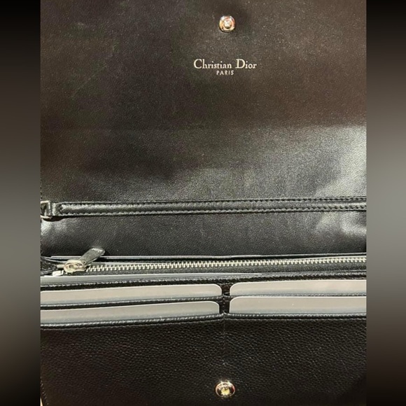 Diorama wallet on chain - Picture 7 of 12